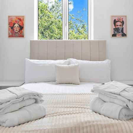 Appartamento Stylish Flat Near Tower Bridge & London Bridge Esterno foto